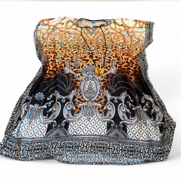 Exotic leopard print “Versace” inspired Kafton cover up - Picture 2 of 8